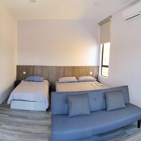 Mersingfirstfloor丰盛港二楼民宿 Eksteriør bilde
